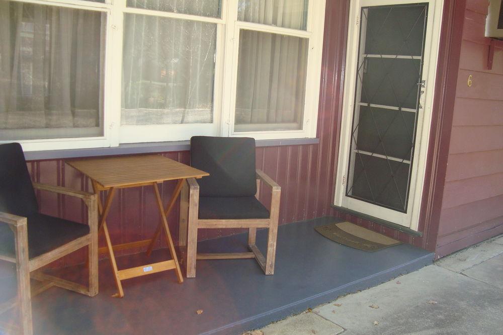 Elm Lodge Bright Bagian luar foto