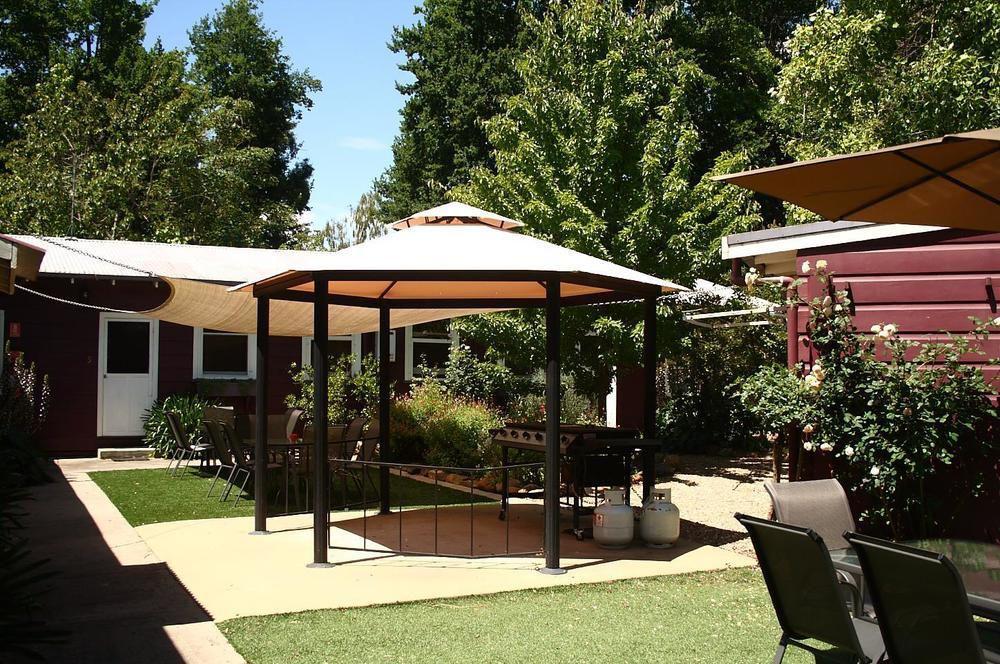 Elm Lodge Bright Bagian luar foto